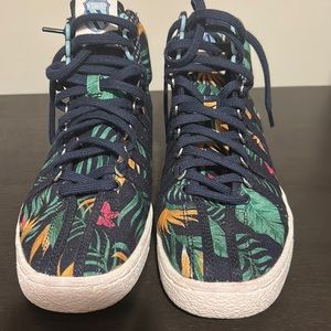 K-Swiss Women Size 7.5